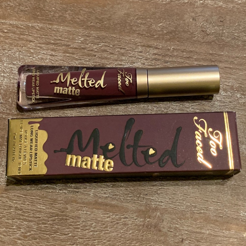 Too Faced Melted Matte lipstick💄- “Wine Not”